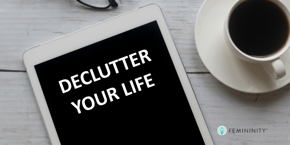 how to declutter and simplify your life